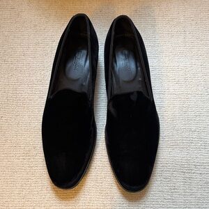 Suit Supply Men’s Velvet Loafers